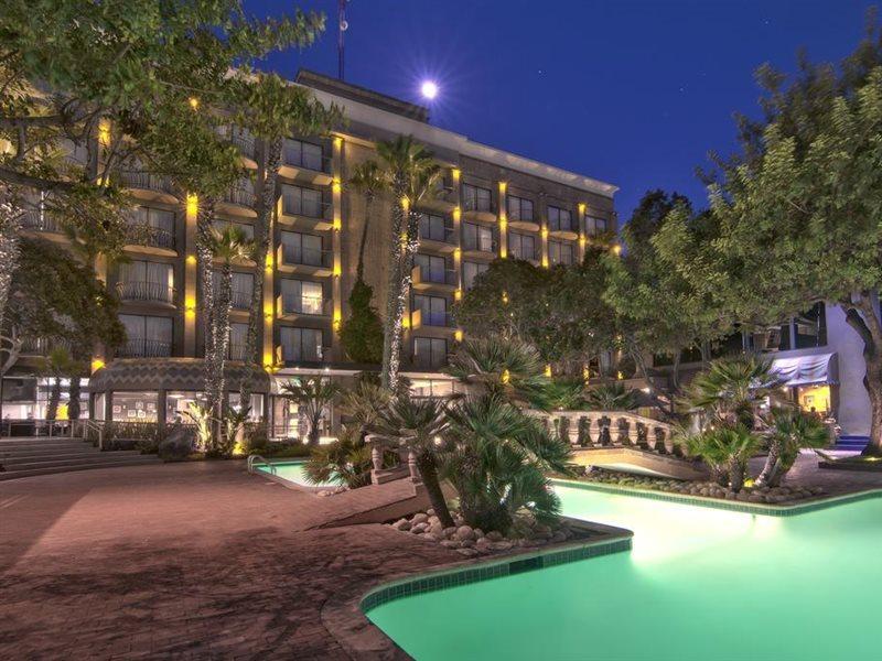 Hotel Lucerna Tijuana Kültér fotó