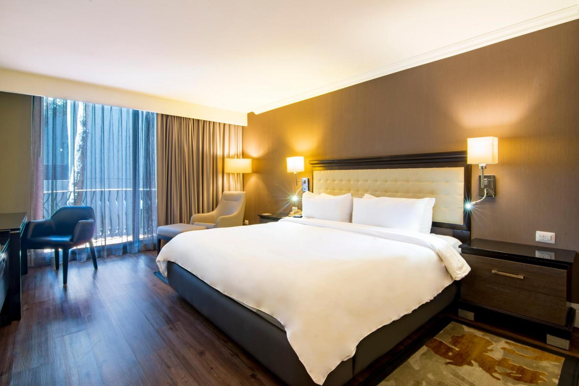 Hotel Lucerna Tijuana Kültér fotó
