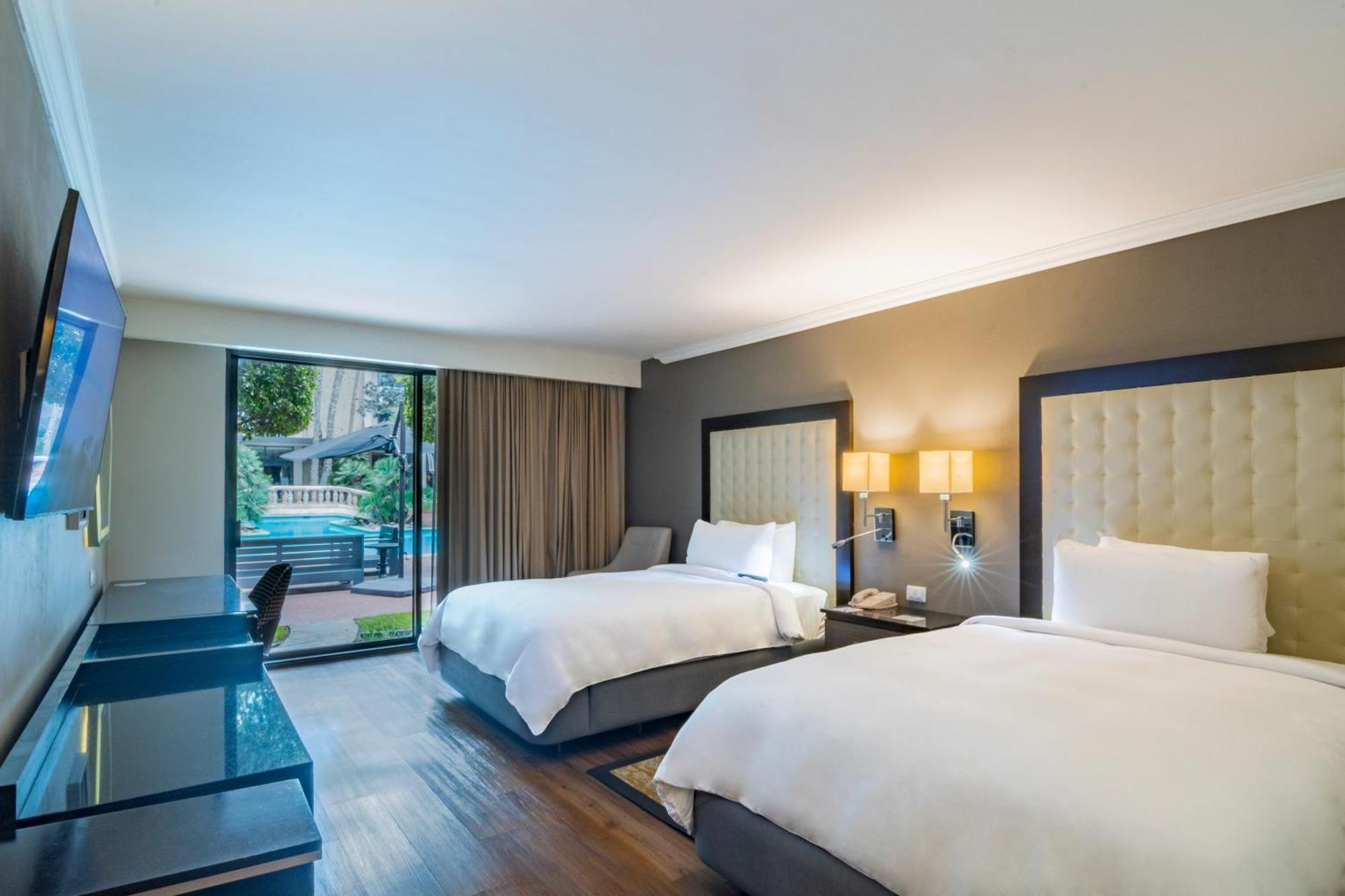 Hotel Lucerna Tijuana Kültér fotó