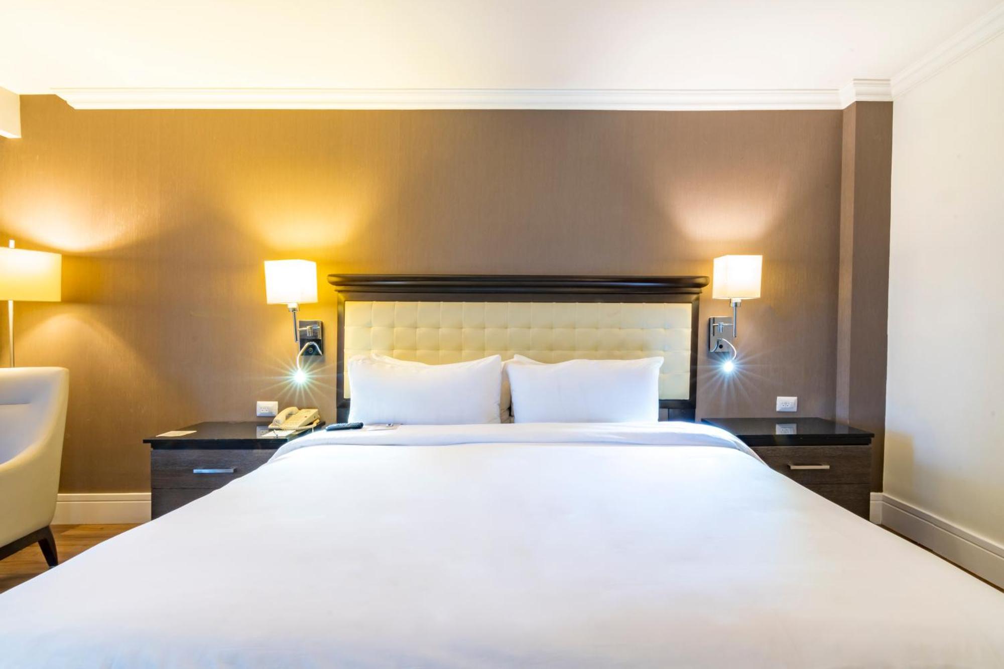 Hotel Lucerna Tijuana Kültér fotó