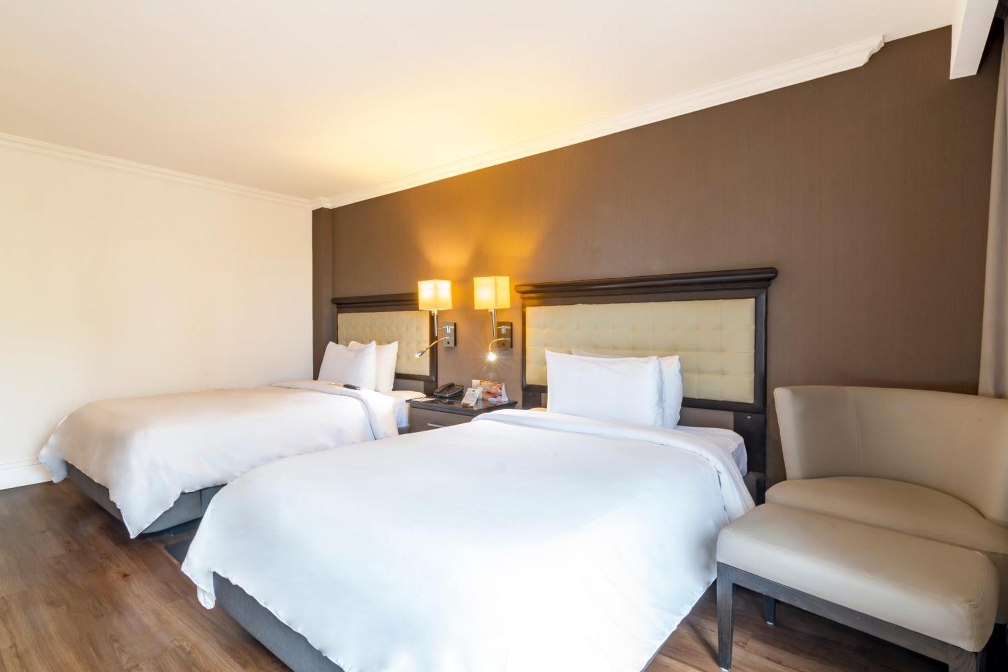 Hotel Lucerna Tijuana Kültér fotó