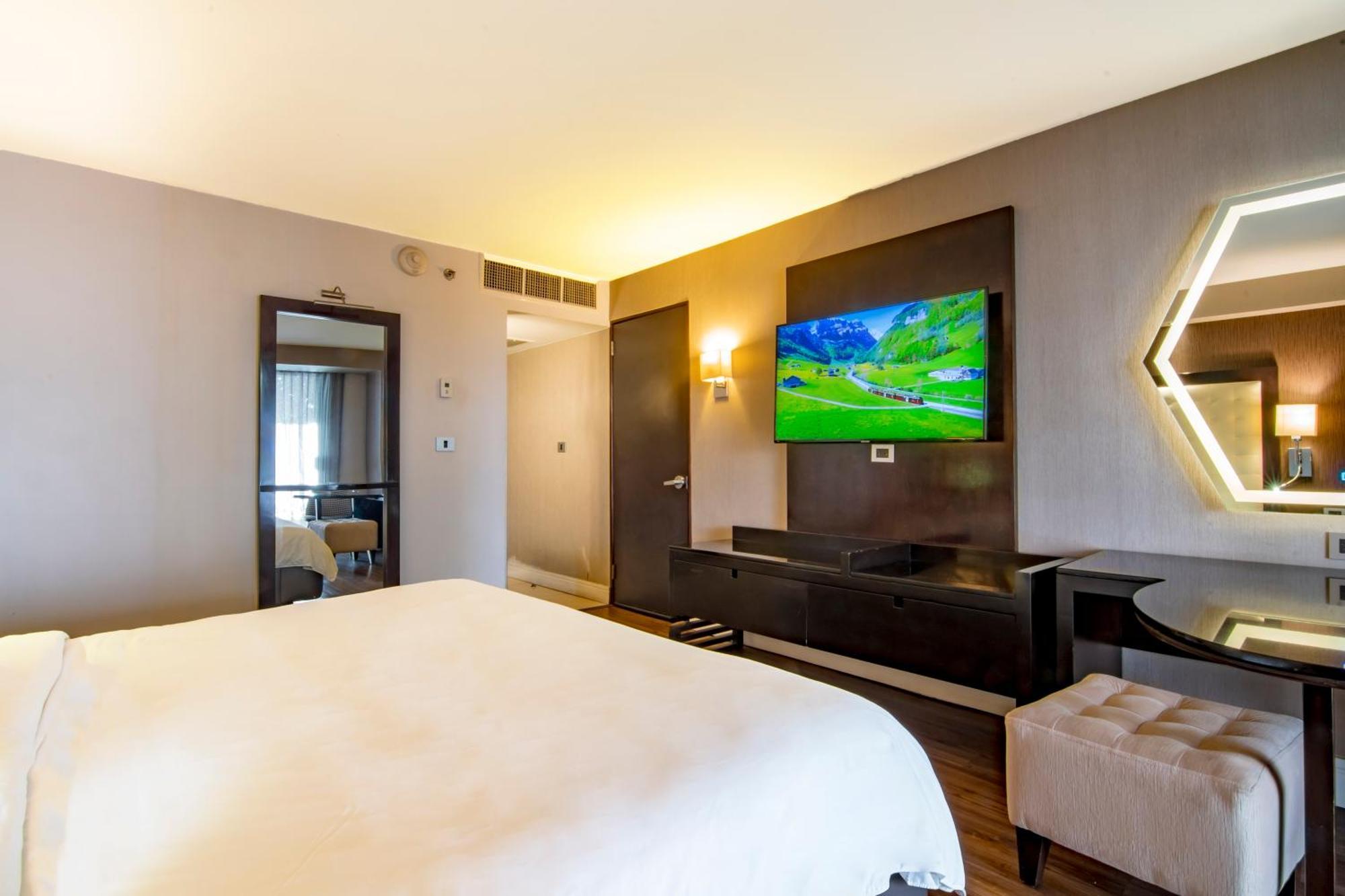 Hotel Lucerna Tijuana Kültér fotó